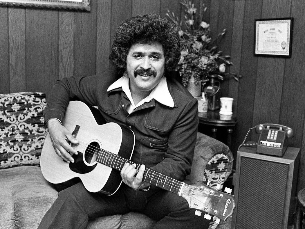 Freddy Fender – Before The Next Teardrop Fall